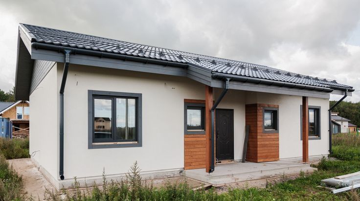 Case modulare pe structură metalică rezistentă și invelite cu panou sa
