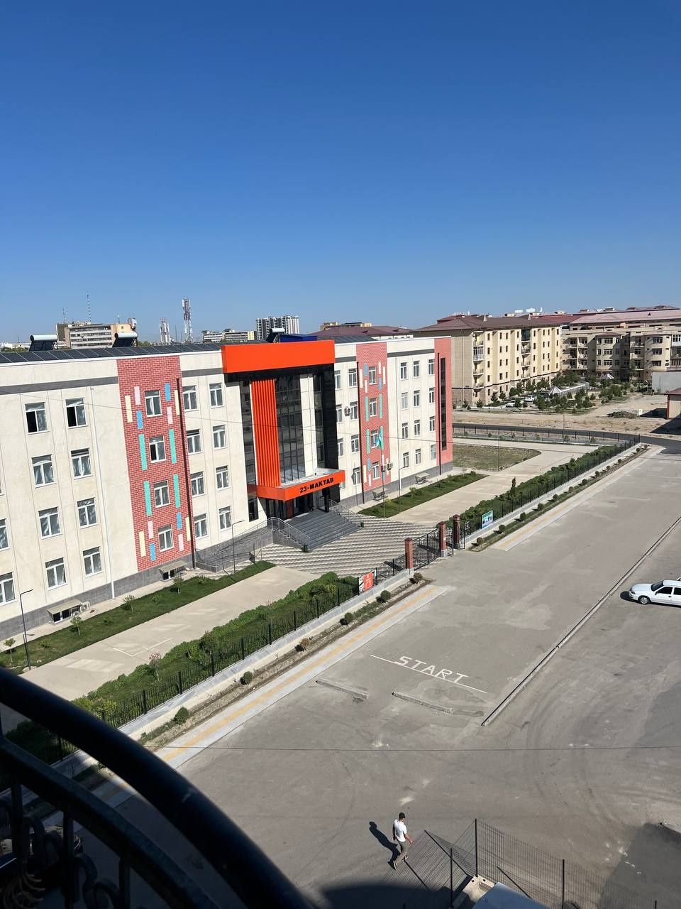 Yangi uy hech kim turmagan Maktab boģcha domni pastida