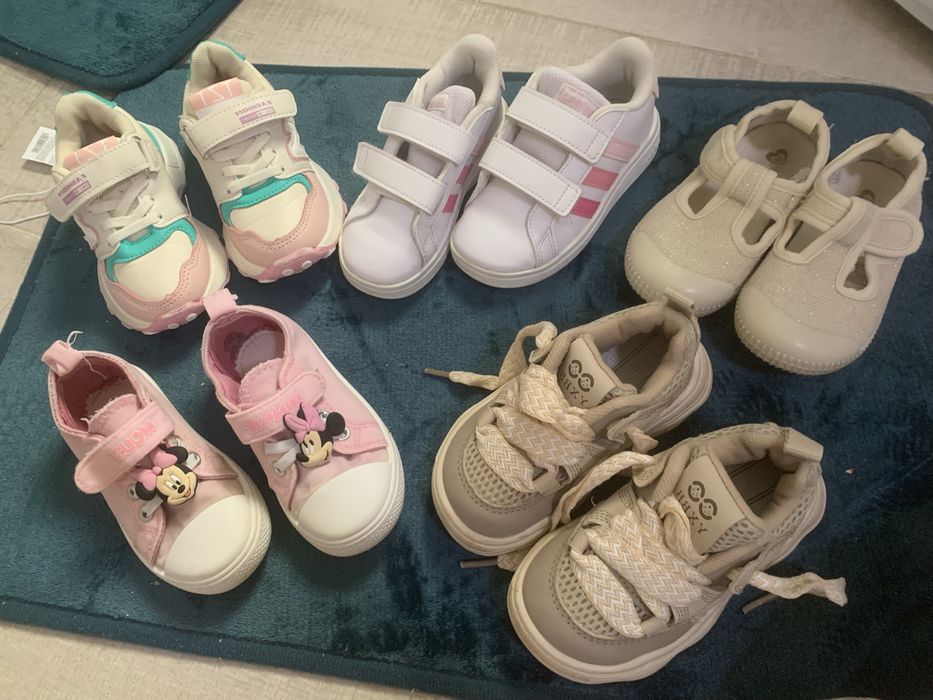 Lot pantofi fetita
