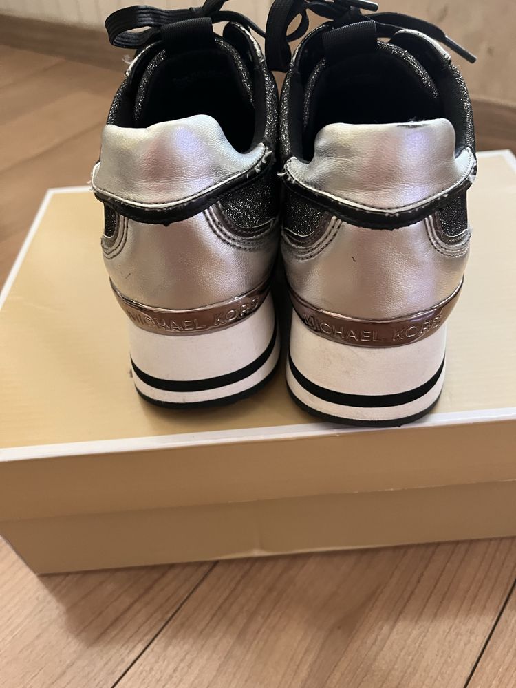 Michael Kors маратонки