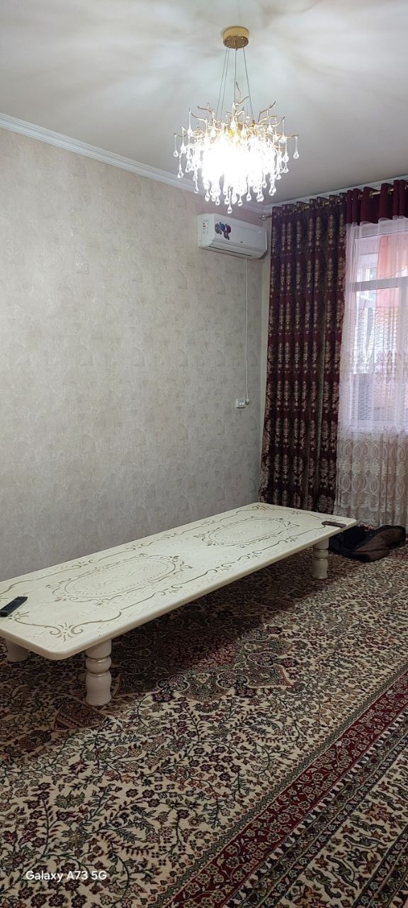 2 хоналик 1 каватдан квартира сотилади
