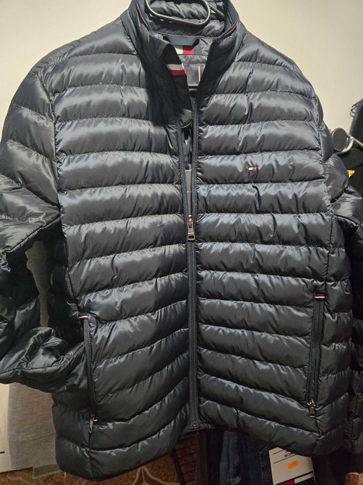 Tommy Hilfiger , Ralph Lauren etc.