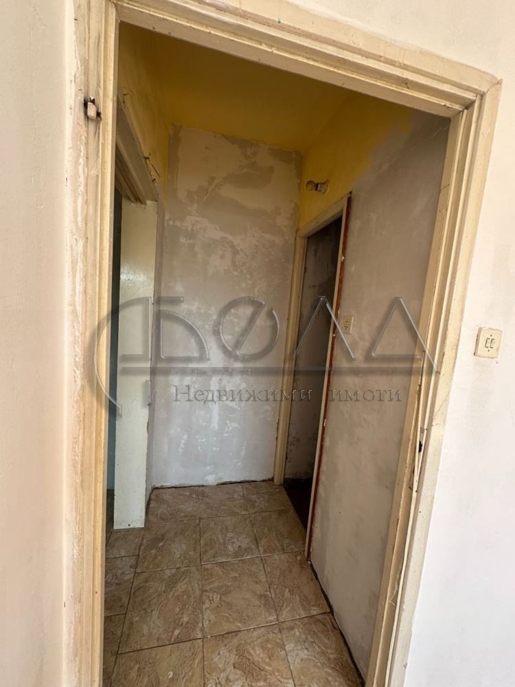 Продава се Двустаен апартамент в София, Люлин 3 - 63 кв.м за 1556 €/кв.м - Снимка #6
