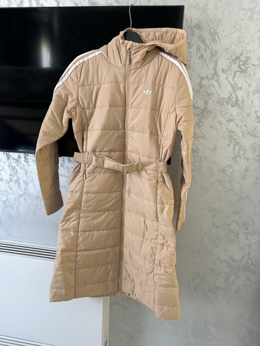 Оригинално дамско яке Adidas