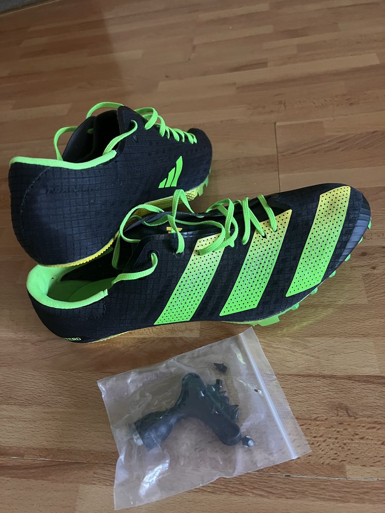 Шпайкове adidas чисто нови