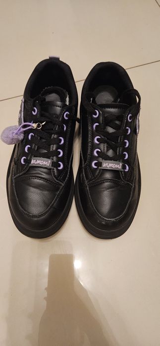 Adidasi Kuromi piele