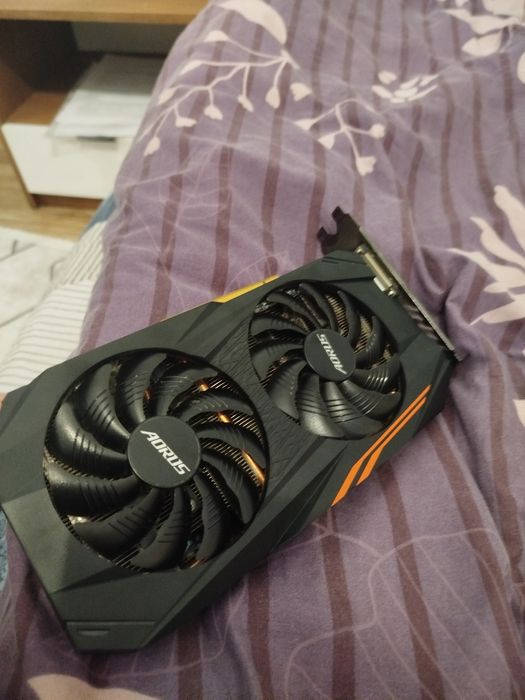 Видео карта amd Radeon 570