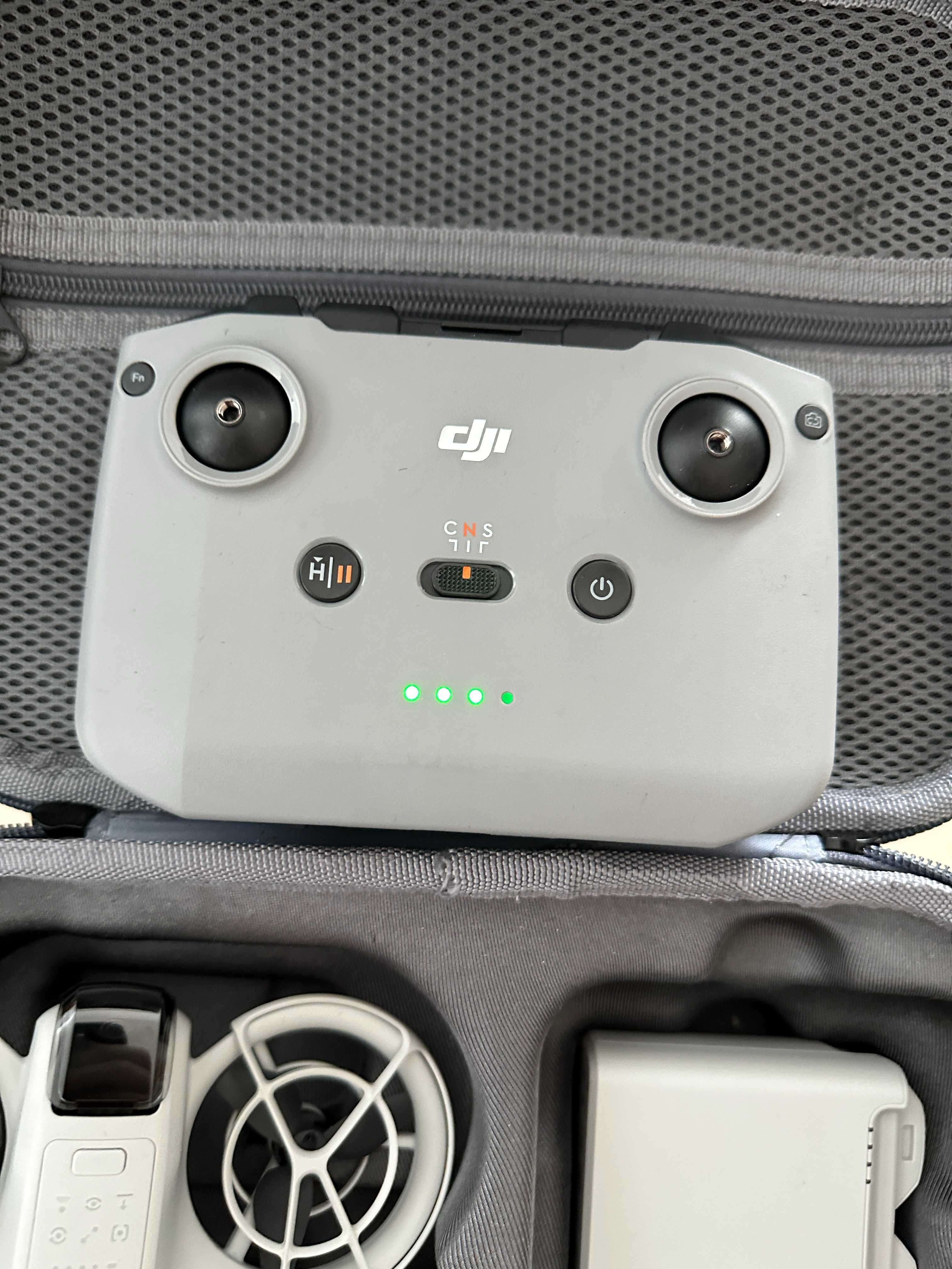 DJI Neo Fly More Combo