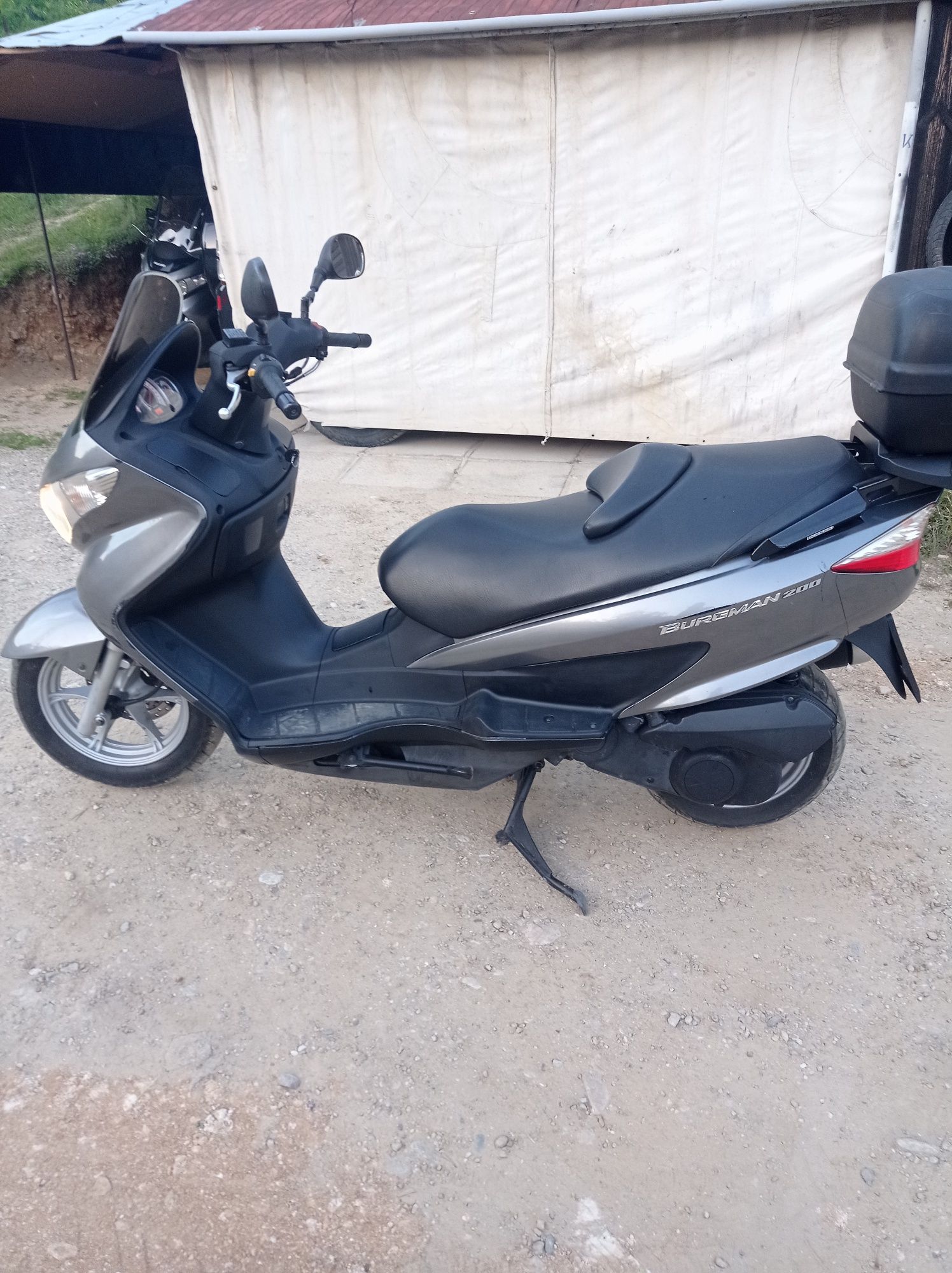 Suzuki Burgman 200