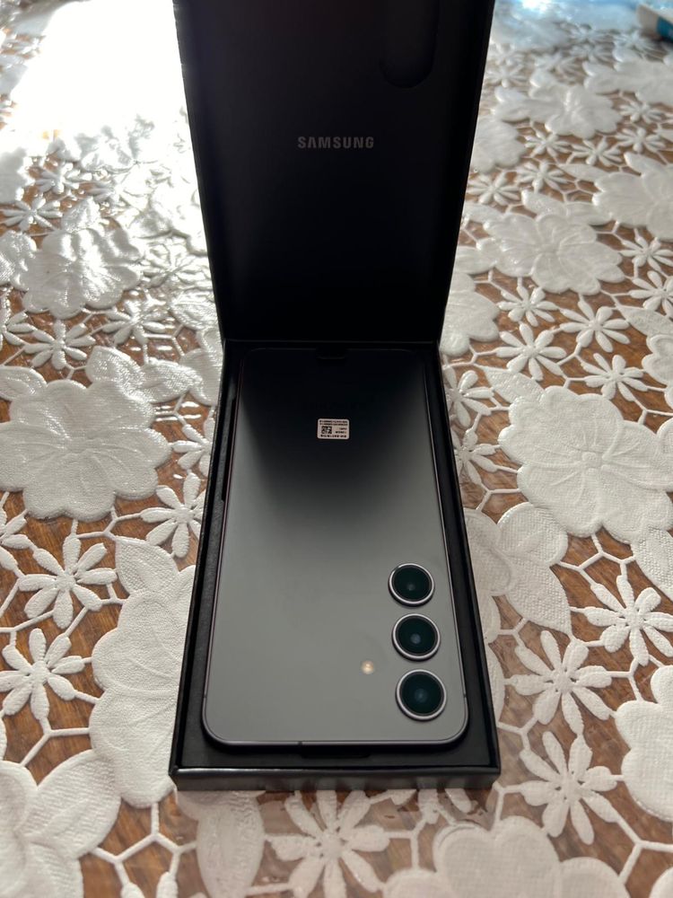 Samsung galaxy s24 sigilat