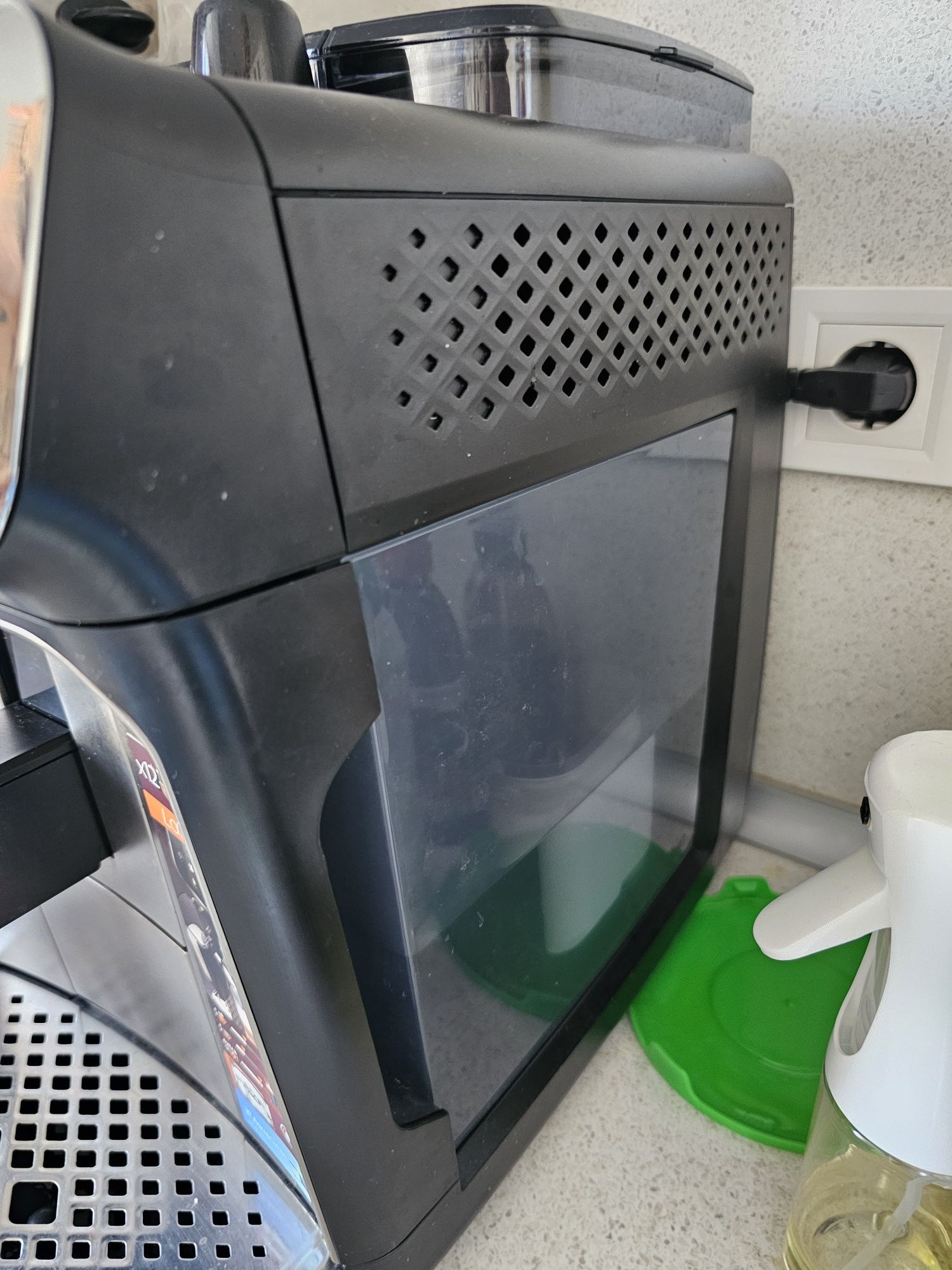 Кафеавтомат Philips 5400 Latte Go