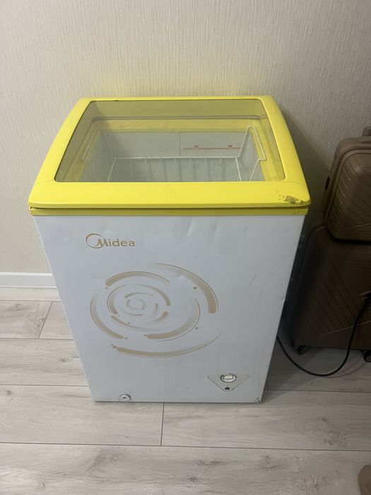 Продам компактный морозильник