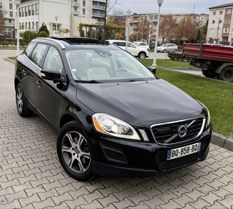 Volvo XC60 Automat 5 Cilindrii 163CP FULL DOTARI 2.0D