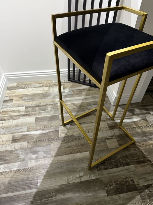 Insula tip bar + scaun bar