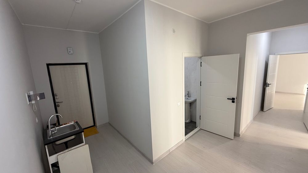 2-к квартира недалеко от аэропорта