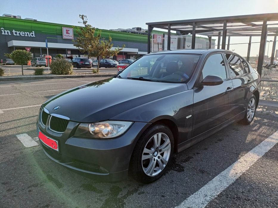 Vand BMW E90 320i benzina