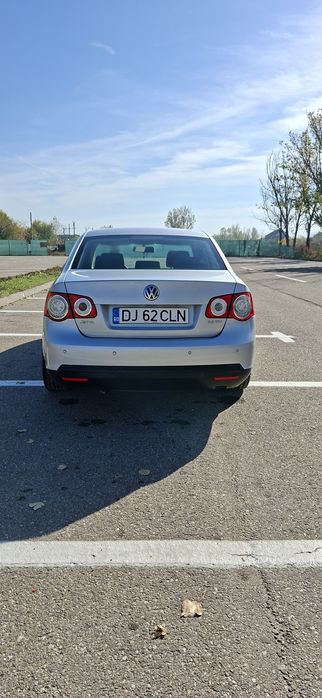 Volkswagen jetta sport line 2.0tdi 2006