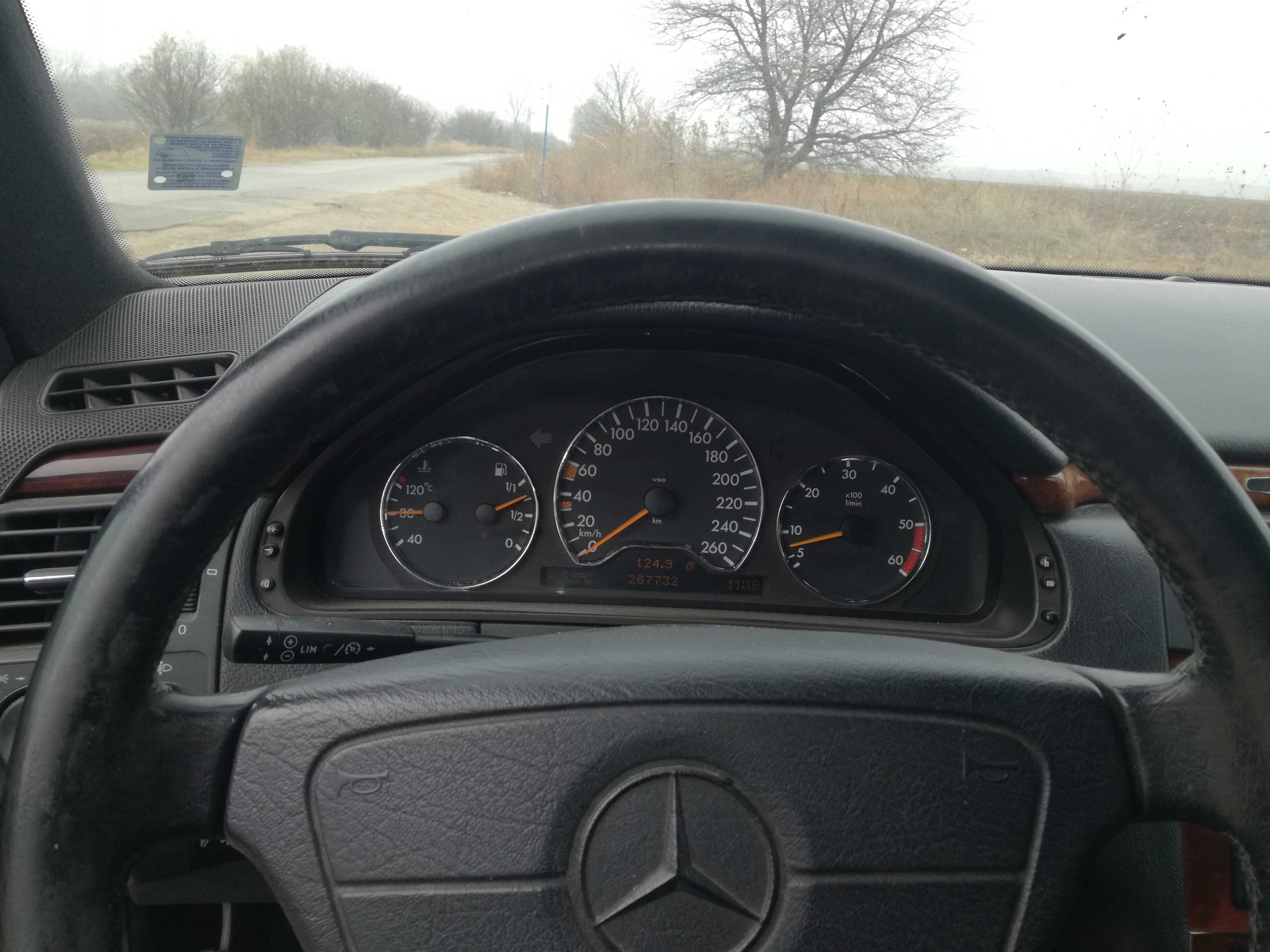 Продавам mercedes E 250 td