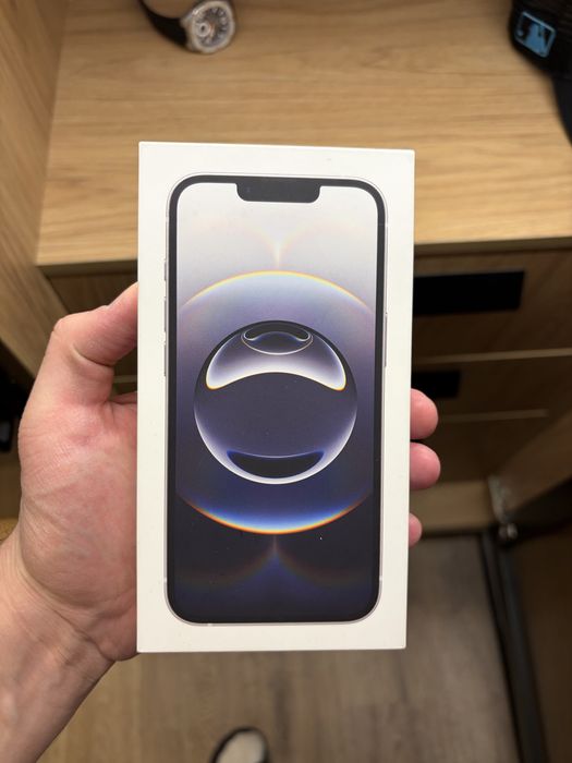 Iphone 16e 256gb новый без торга!