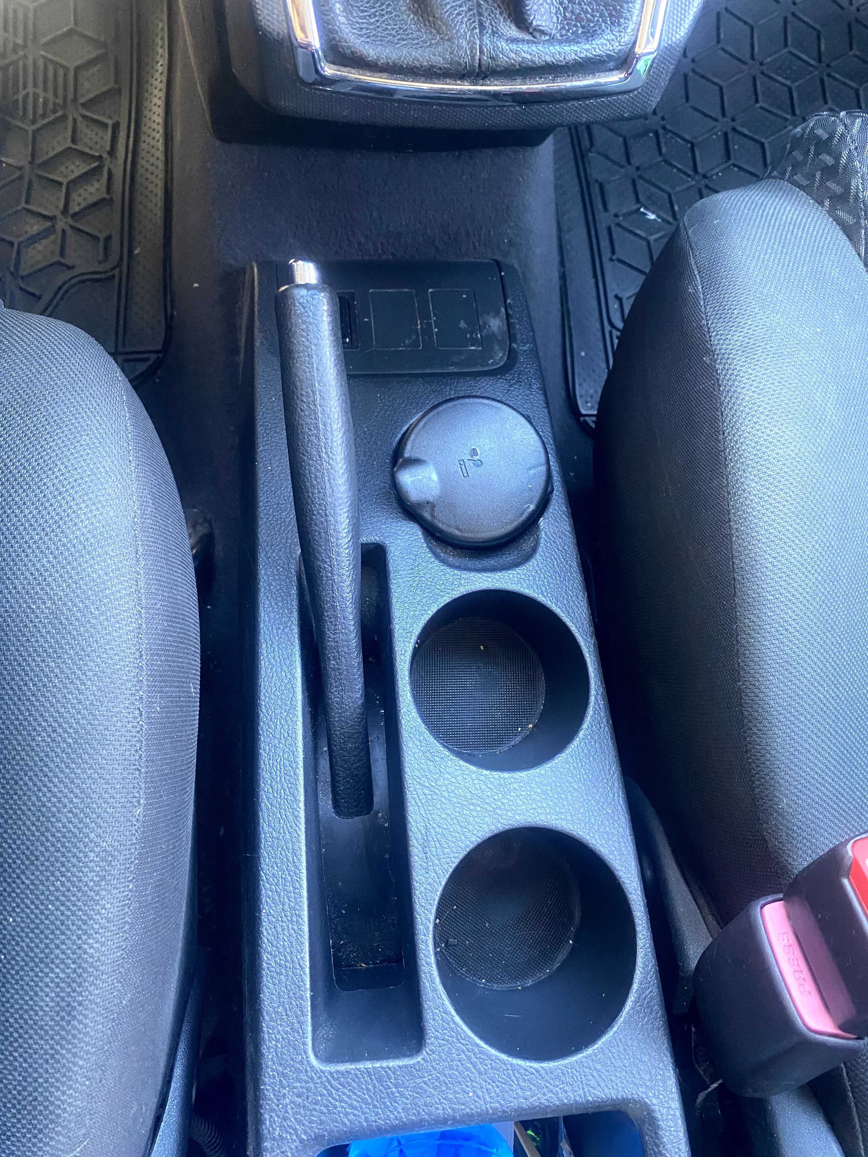 Продавам Toyota corolla verso 2.2 D4D