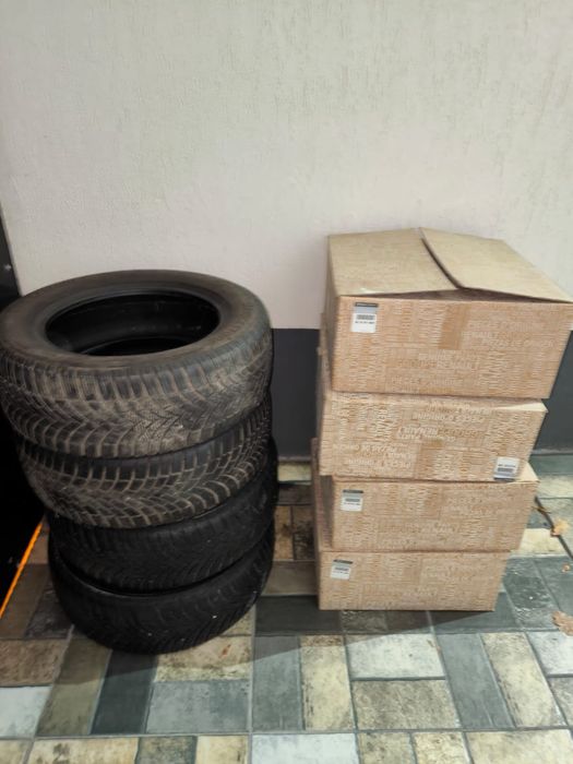 Vând set jante și  anvelope R16, Dacia Duster