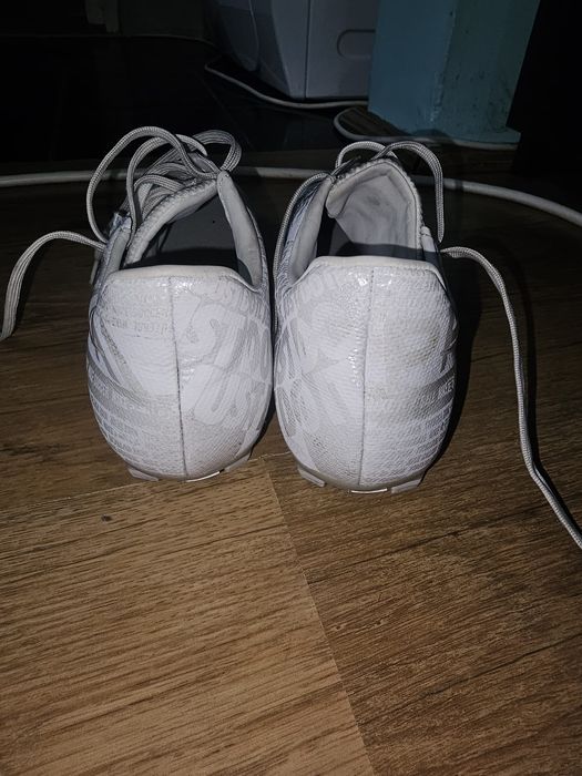 Adidasi se fotbal Nike