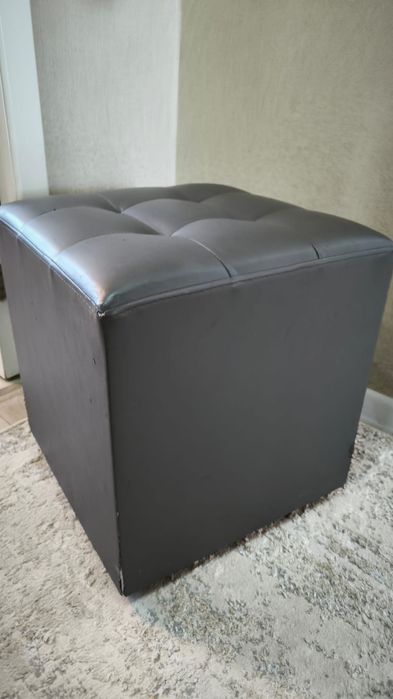 Пуфик для прихожей