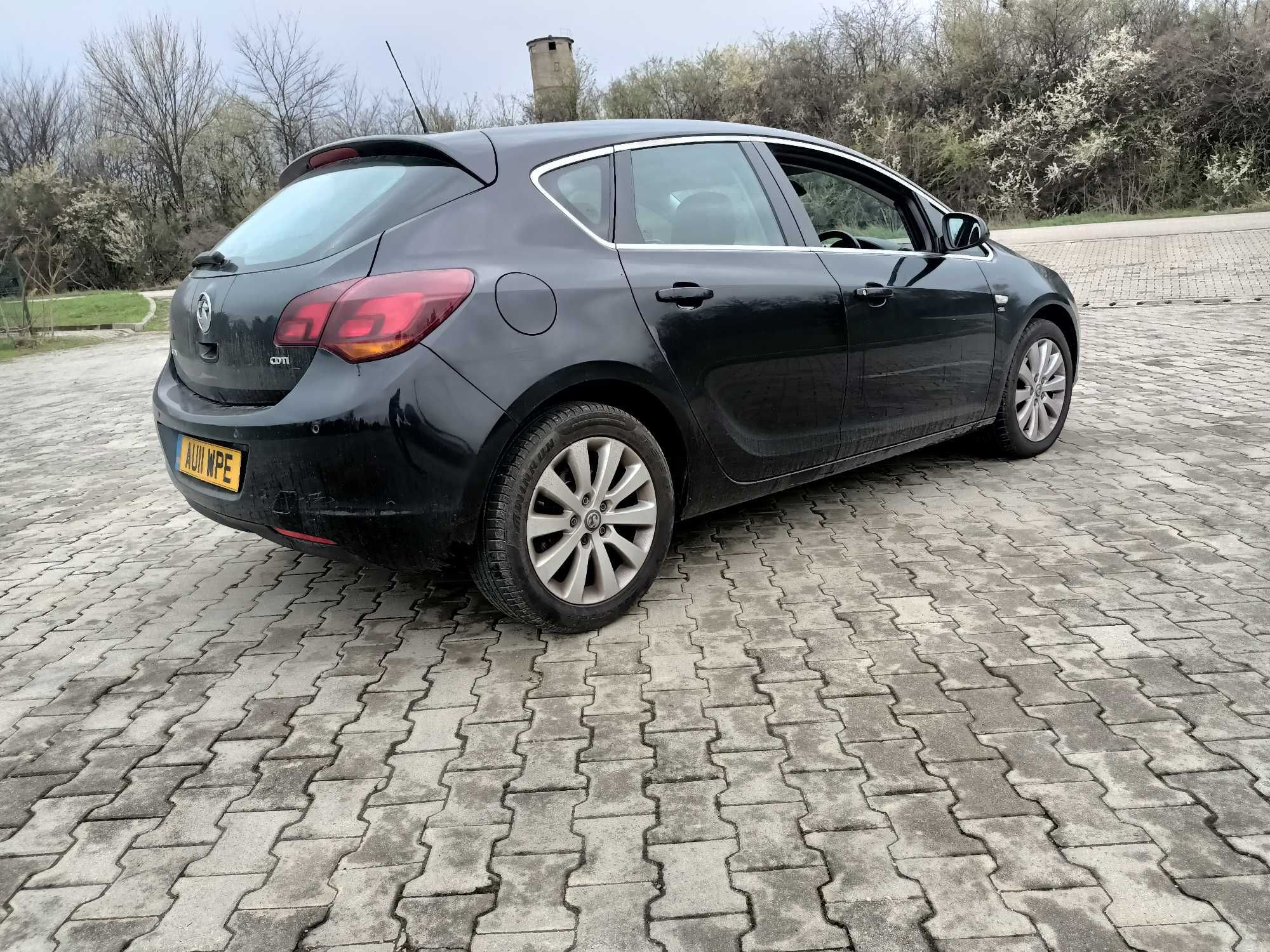 Haion  / Aripa Spate Stanga Dreapta  Opel Astra J ‼️