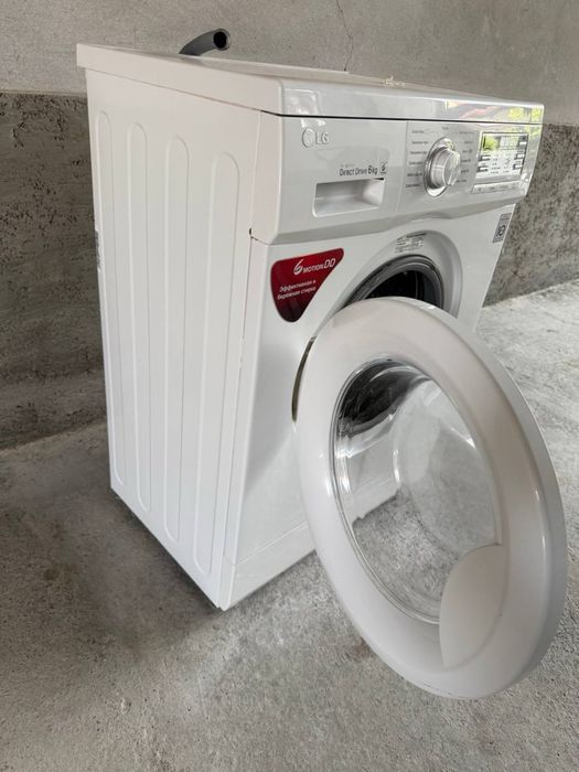 Продам стиралку в хорошем состояние