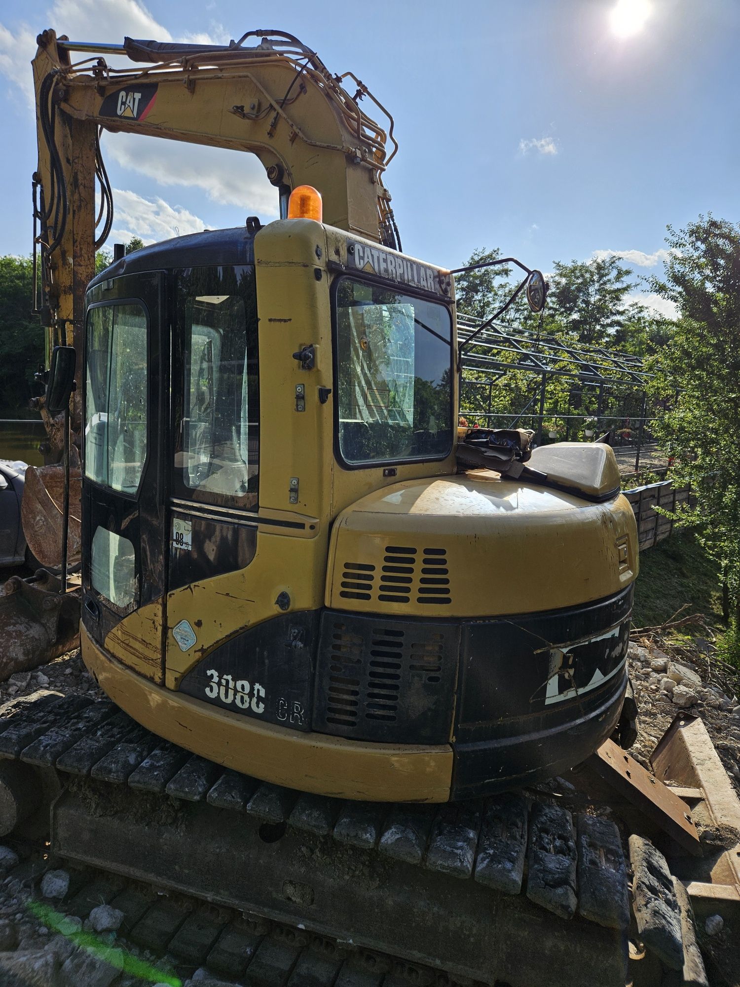Excavator catarpilar