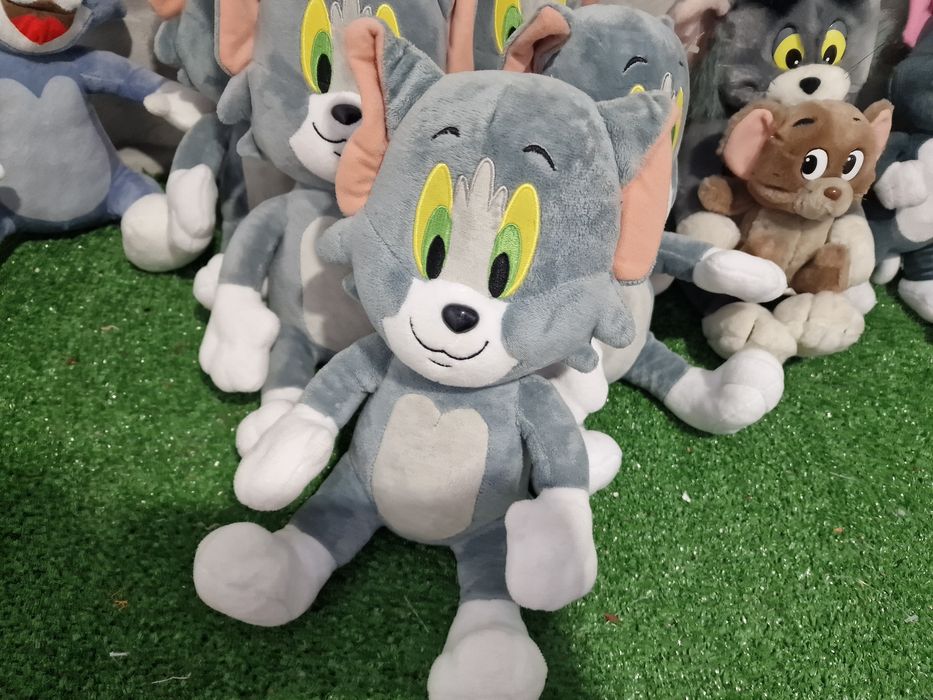 Том и Джери играчки