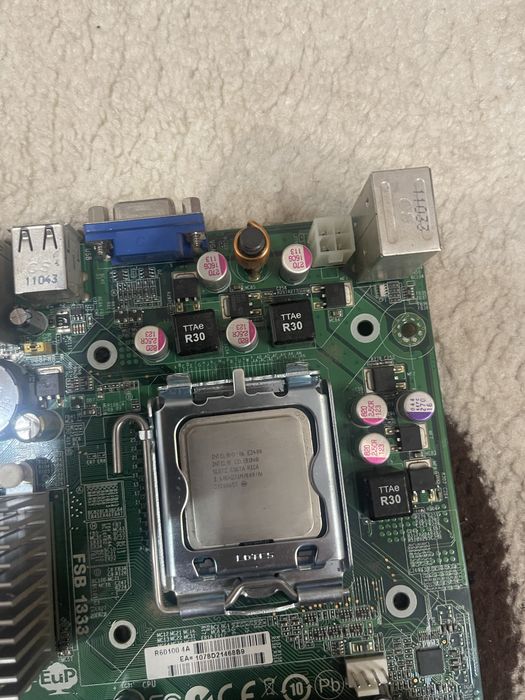 Placa de baza +procesor+ram