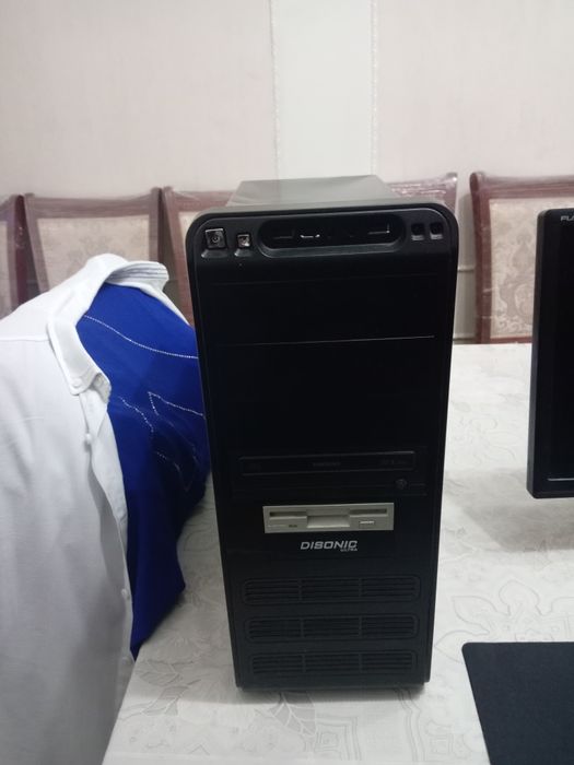 Прадаётся компьютер  в хорошем состоянии