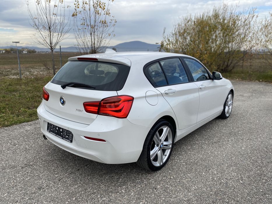 Bmw 118 i, benzina 08/2018,136 cp