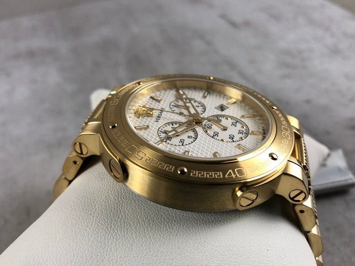 Versace V-Extreme Pro Chronograph VE2H006 21