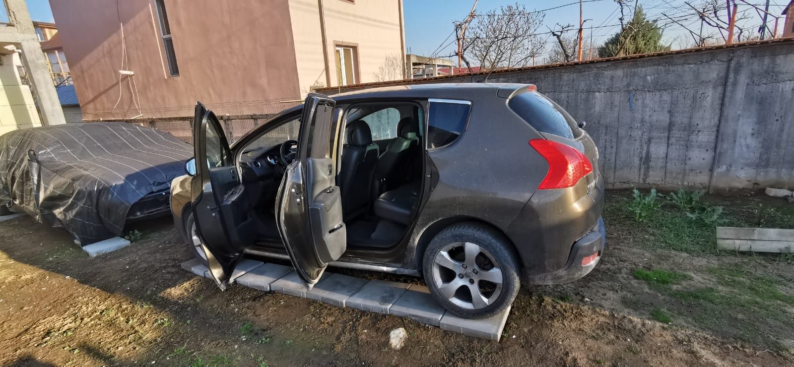 Peugeot 3008  Diesel  1.6 Automat panoramic