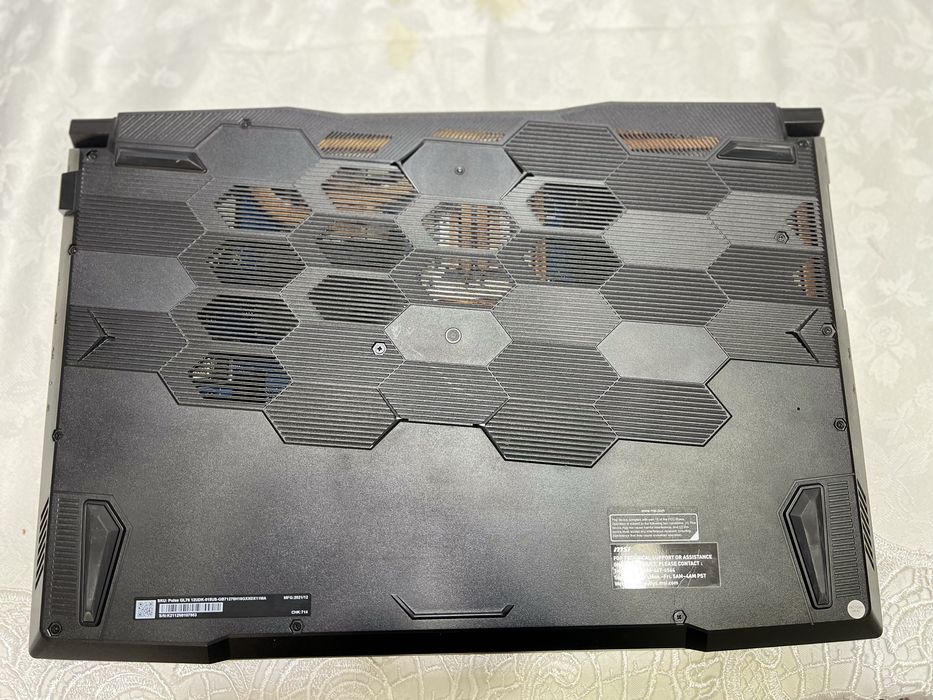 MSI Pulse GL76 12UDK – игровой ноутбук