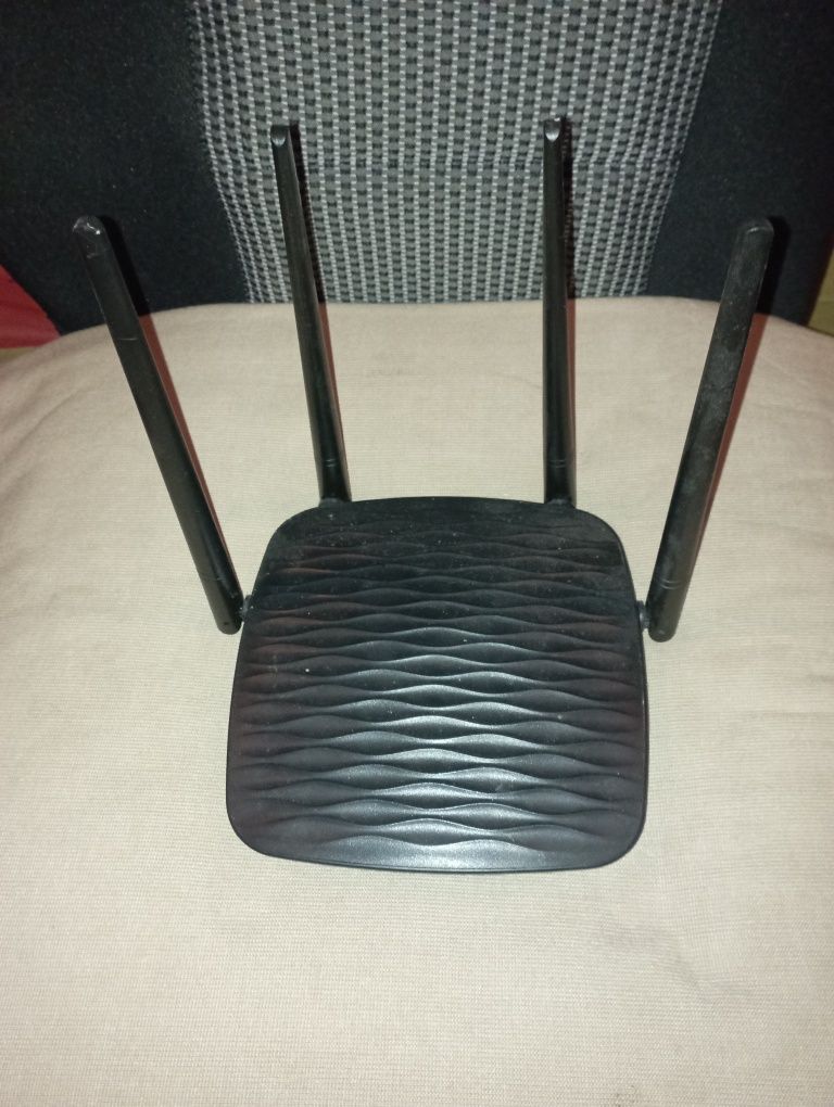 Router     Tenda