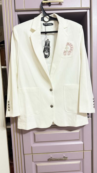 Ақ әйелдер пиджагы — жаңа, сапалы, өлшемі универсал