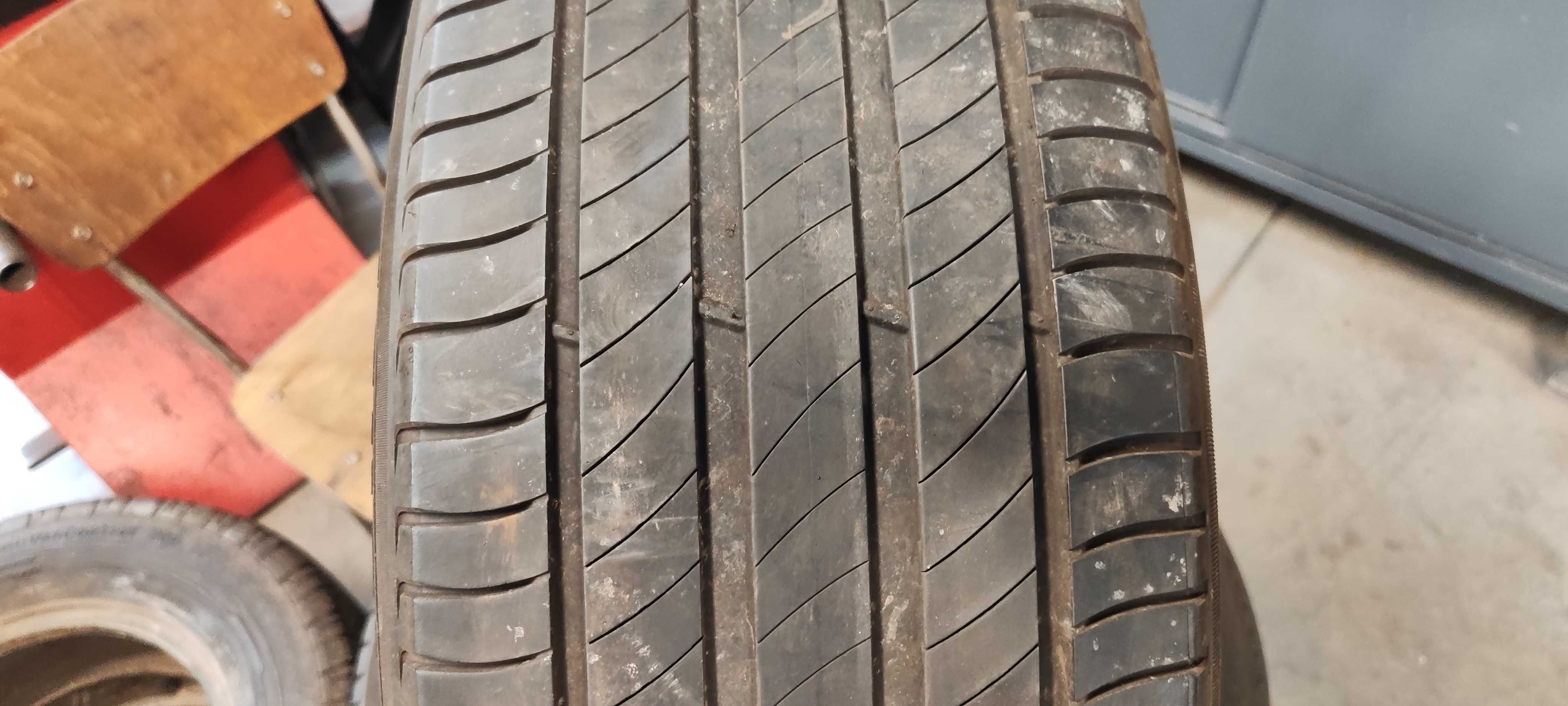 2бр.летни гуми 235/55/18 Michelin