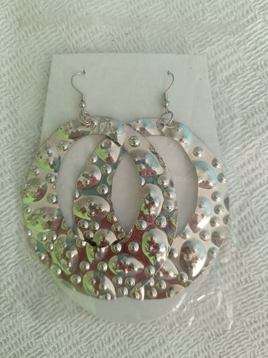 Бижута, колиета, гривни, обеци