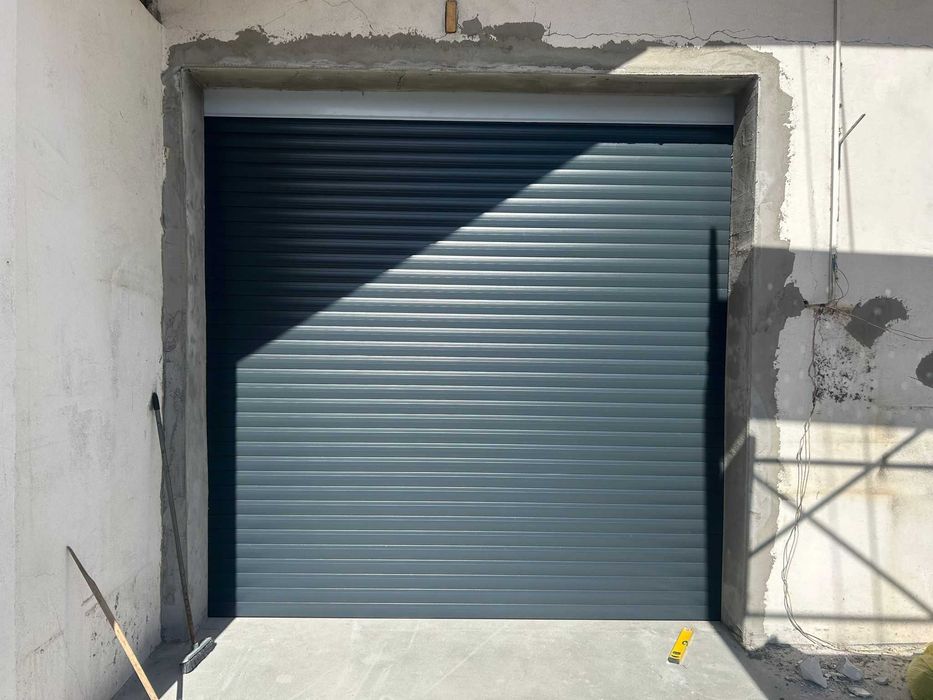 Usi rulou  pentru garaj Cugir