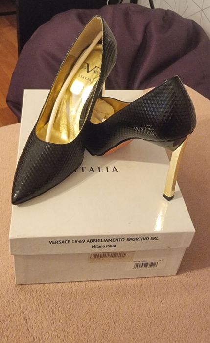 Pantofi stiletto Versace
