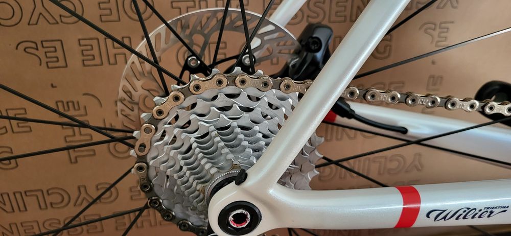 Vand grupset Campagnolo superrecord WRL 2x12 nou ,2025