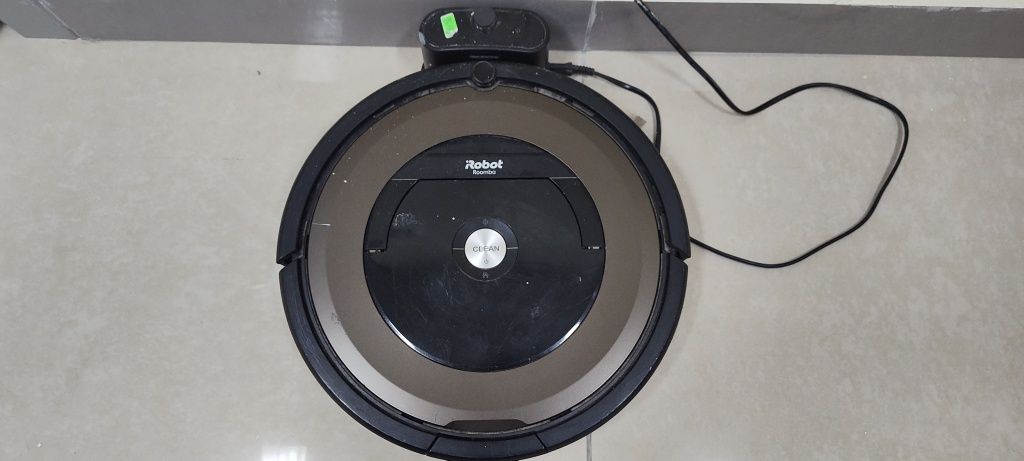 IRobot Roomba 896