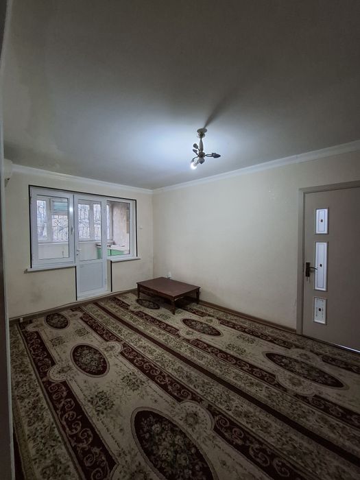 Срочно сдаётся 2х комнатная квартира на Гагарина !