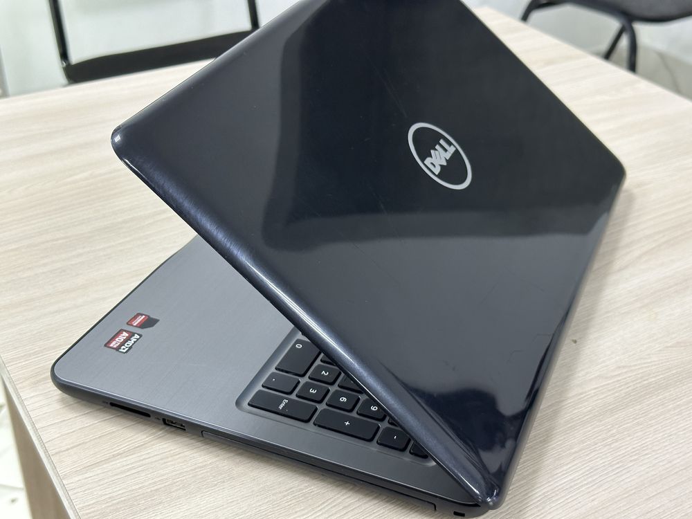Ноутбук DELL / AMD A10-9600P / R7 M440 / 8gb DDR4 / SSD + HDD
