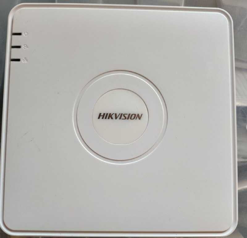 ПРОДАЮТСЯ камеры 4 шт HIKVISION + комплект