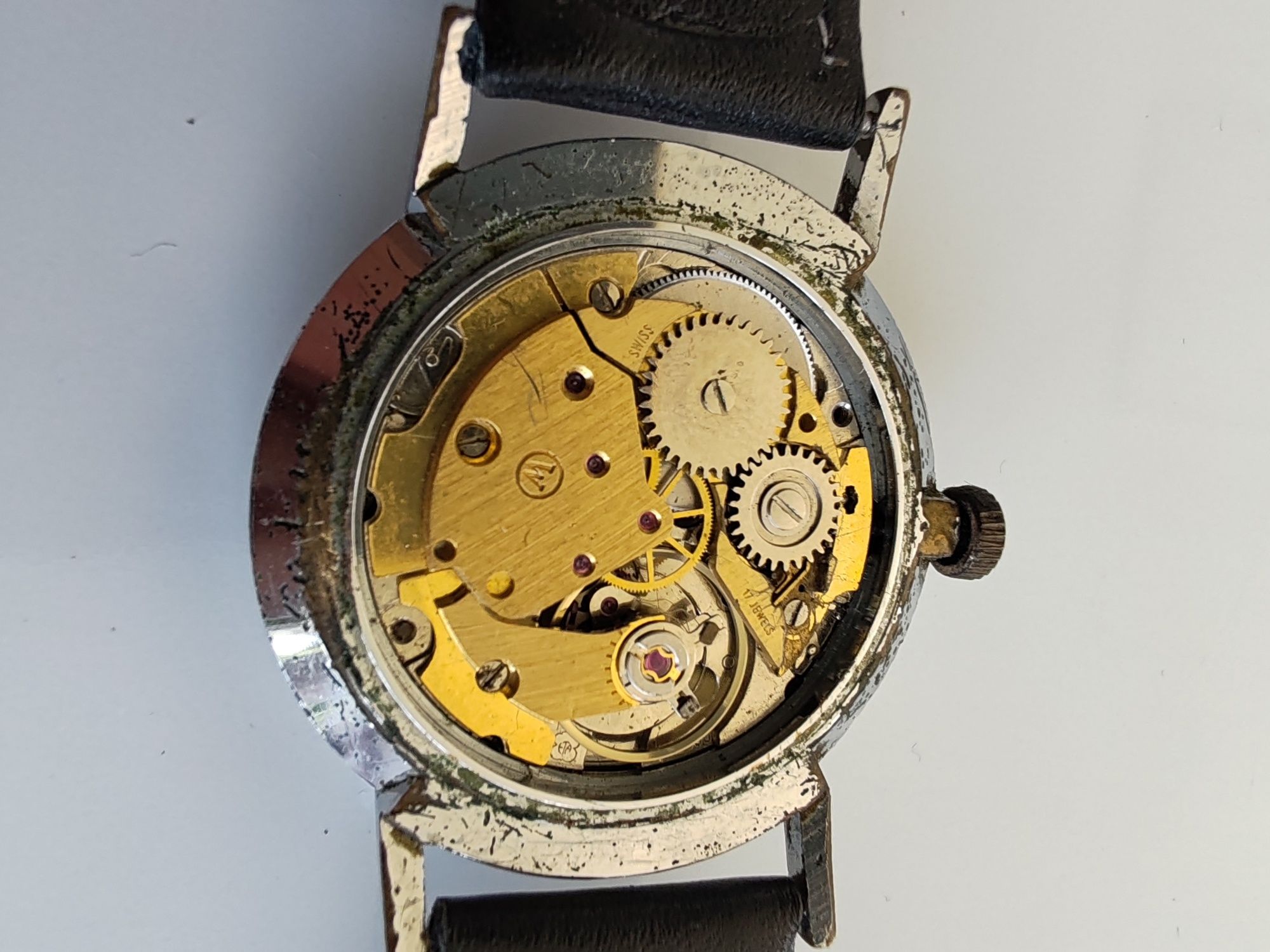 Ceas Doxa Int Manuala 35 mm Funcționează excelent!