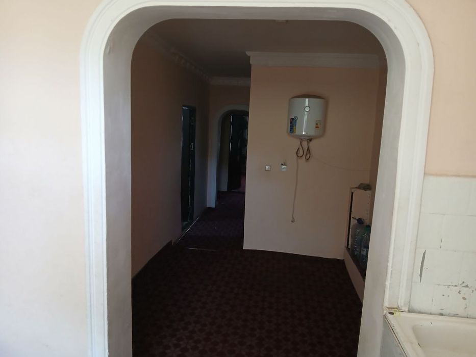 Карши шахар марказидан 2-хонали квартира